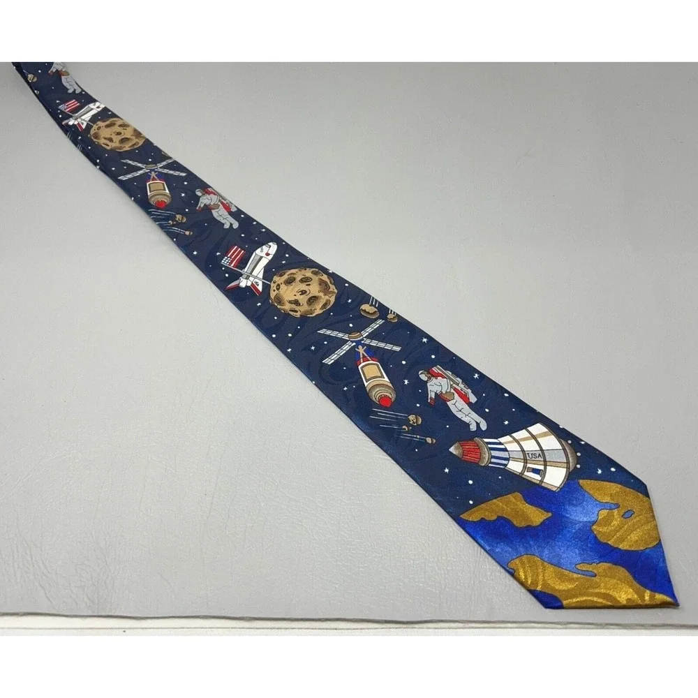 Vintage Museo Space Capsule Tie‎ Blue Space Walk USA Flag Hand Made in Korea